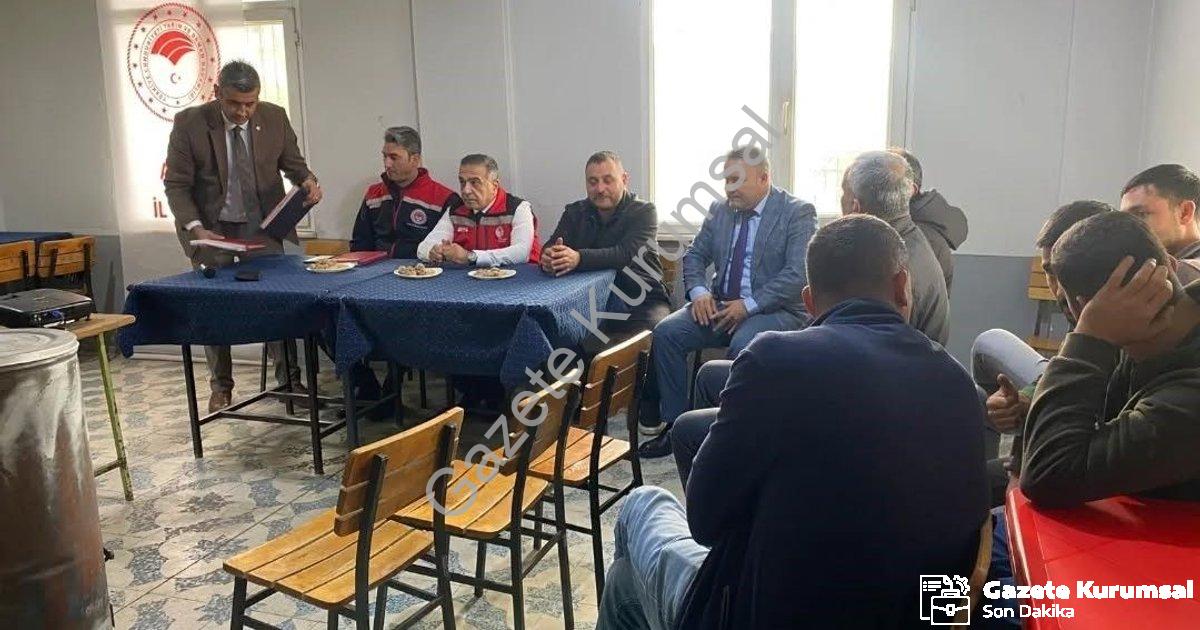 "Aydın'da Tarımın Geleceği Üreticilerle Birlikte Planlanıyor" başlıklı haber için fotorealistik, pro