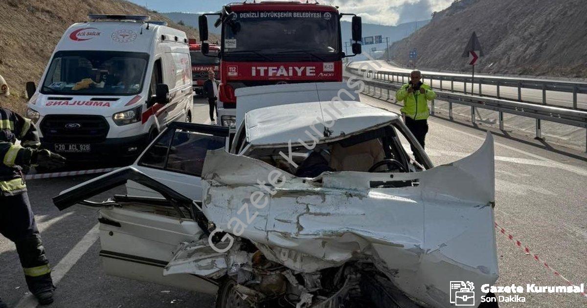 "Denizli'de Feci Kaza: Tünel Çıkışında Can Pazarı, 1 Ölü 1 Yaralı" başlıklı haber için fotorealistik